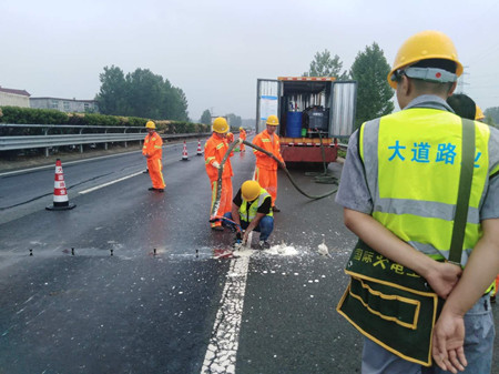 路基修復(fù)高聚物注漿-澆注聚氨酯(圖1)